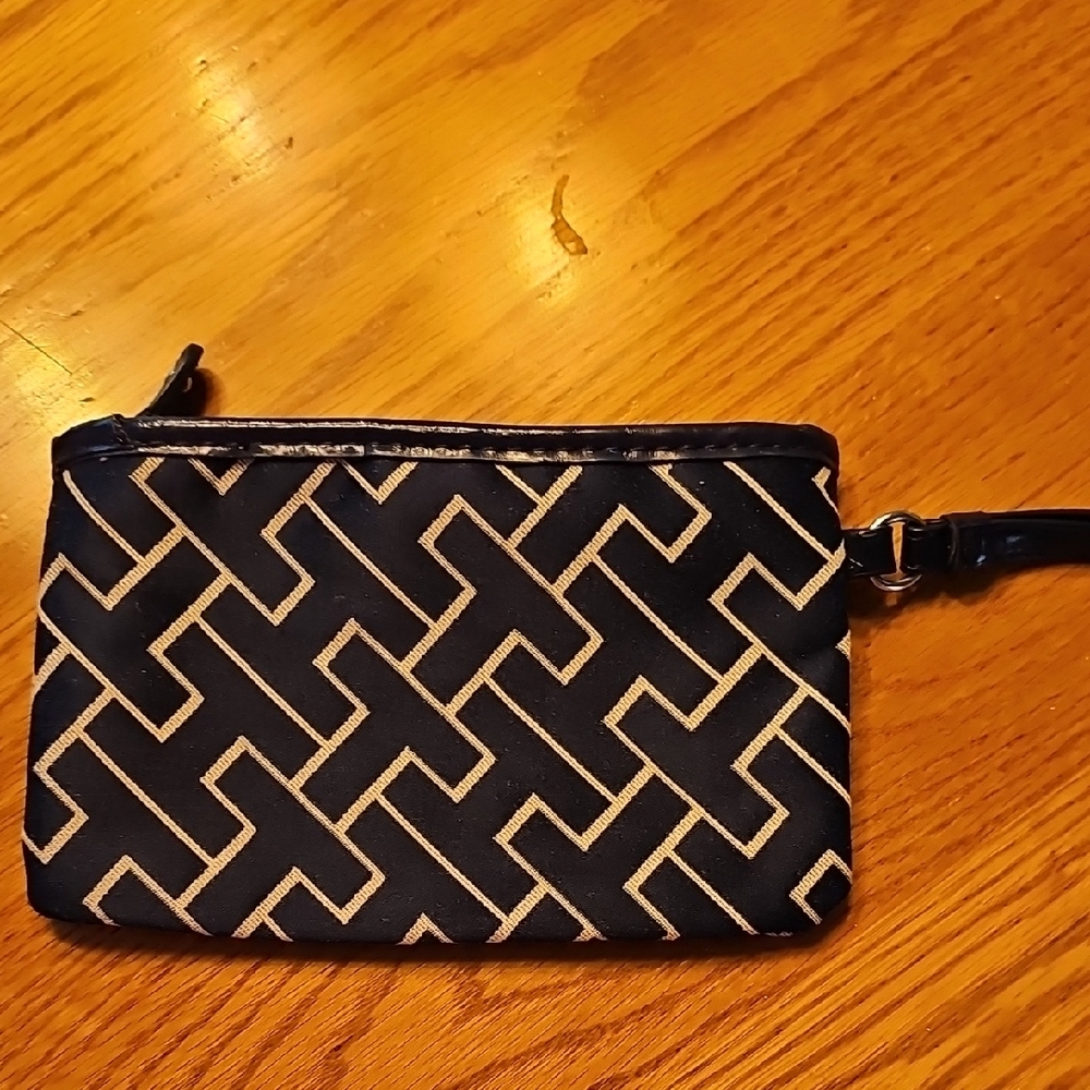 Tommy Hilfiger Navy and Cream Patterned Clutch - Picture 3 of 3